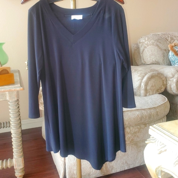 Tunic - Picture 1 of 1